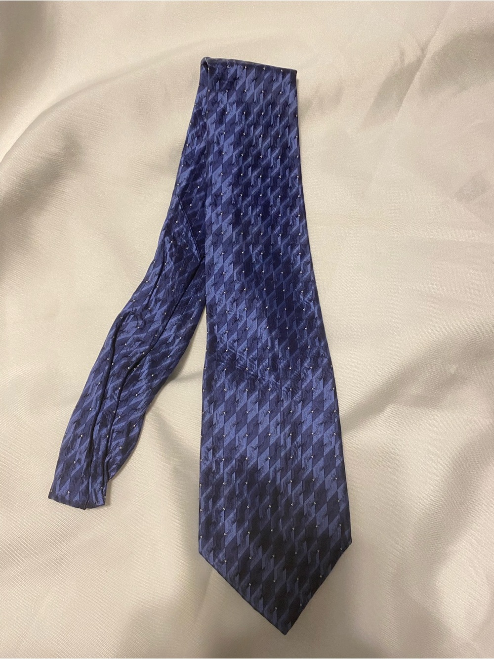 Dockers Navy Geometric Pattern Tie